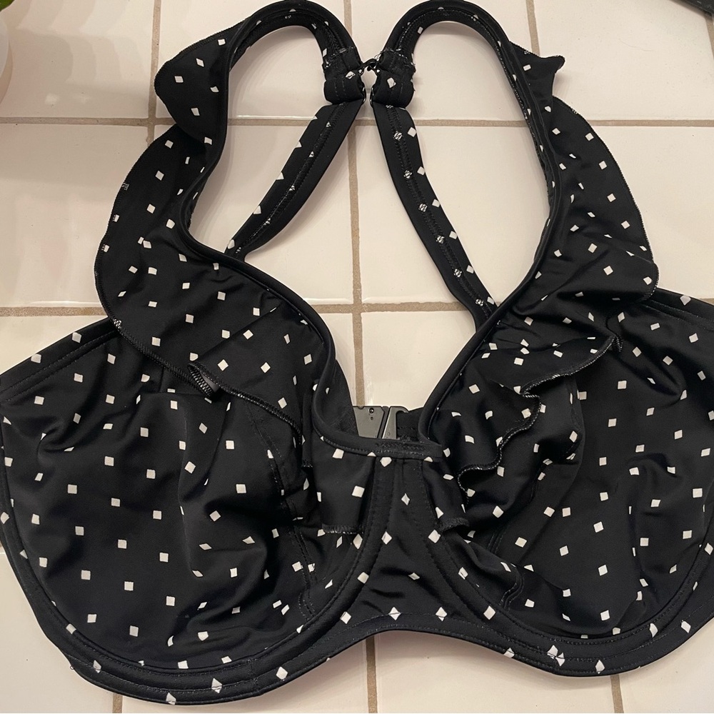Freya Black Bikini Top with White Square Pattern